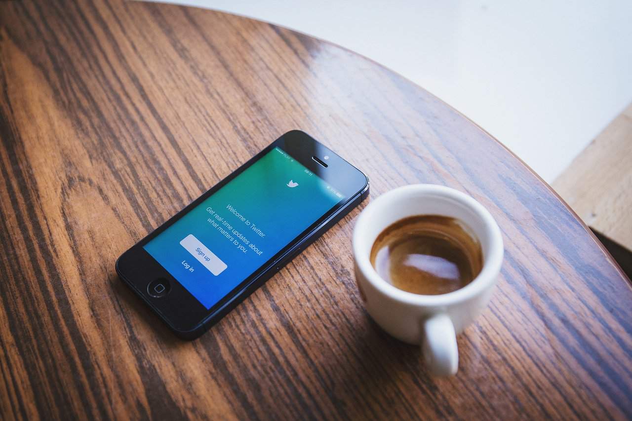 Tirage au sort twitter : comment dynamiser votre audience en un tweet