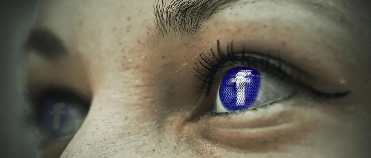 Community manager tarif : combien coûte réellement un community manager en 2025 ?