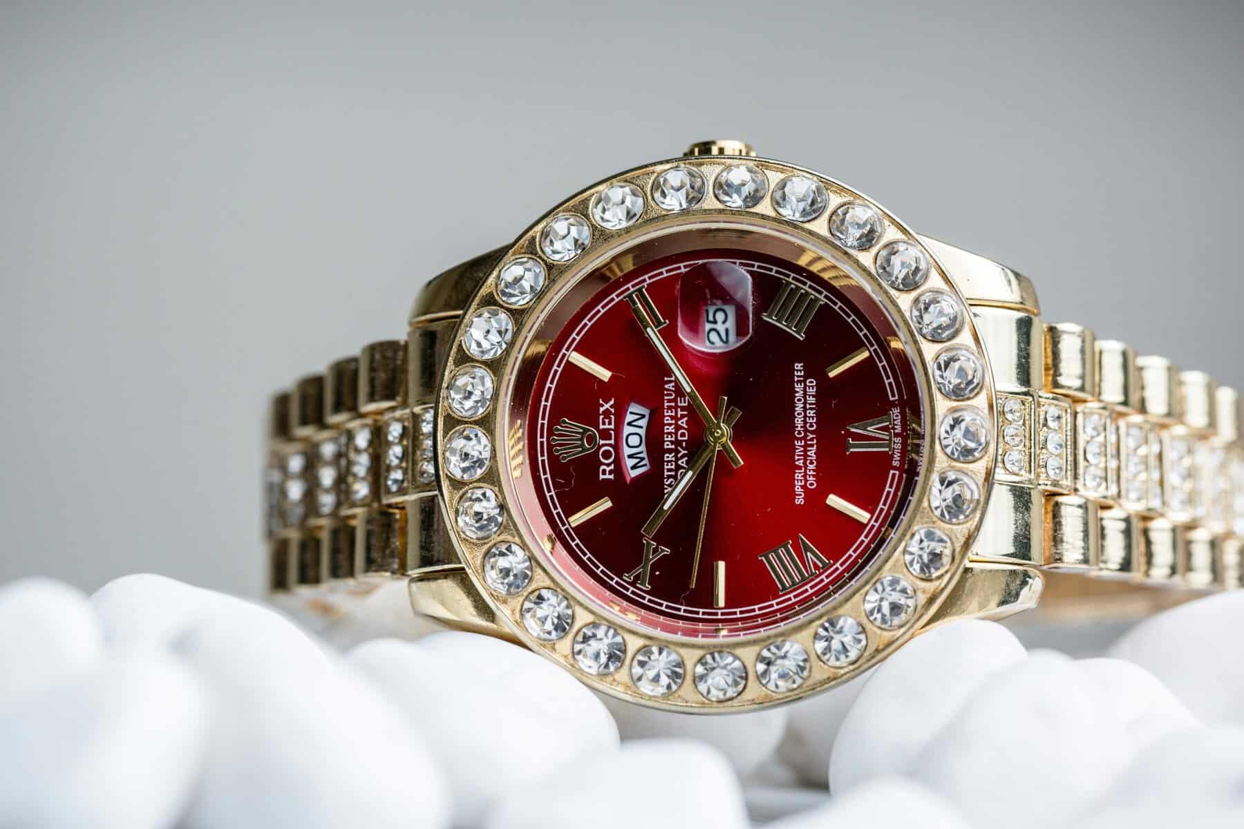 Rolex & le marketing de luxe: tout comprendre du positionnement très haut de gamme