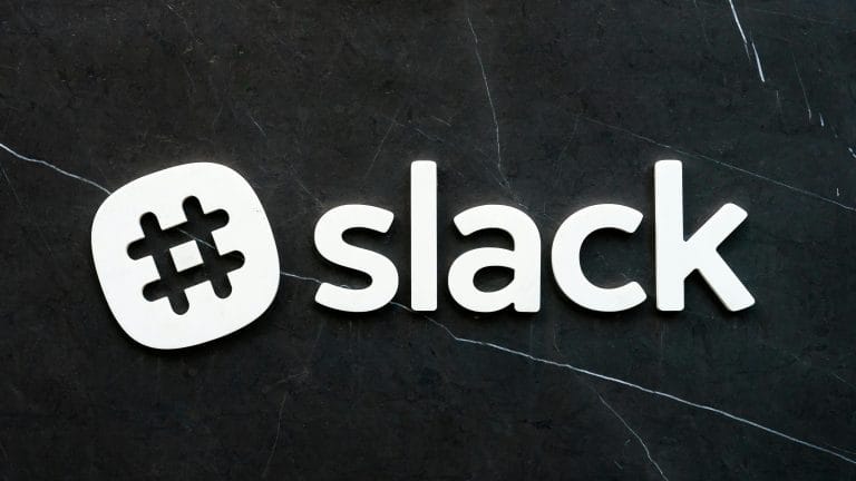 slack avis